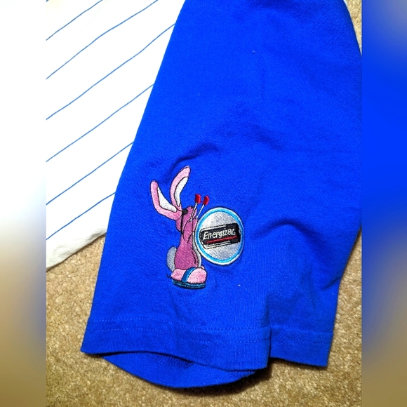 Energizer Bunny Shirt / Baseball Jersey / Vintage Energizer Bunny Button Up - Picture 5 of 8